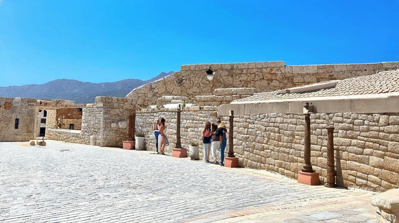 Best Free Walking Tours Ierapetra: Unveil the City