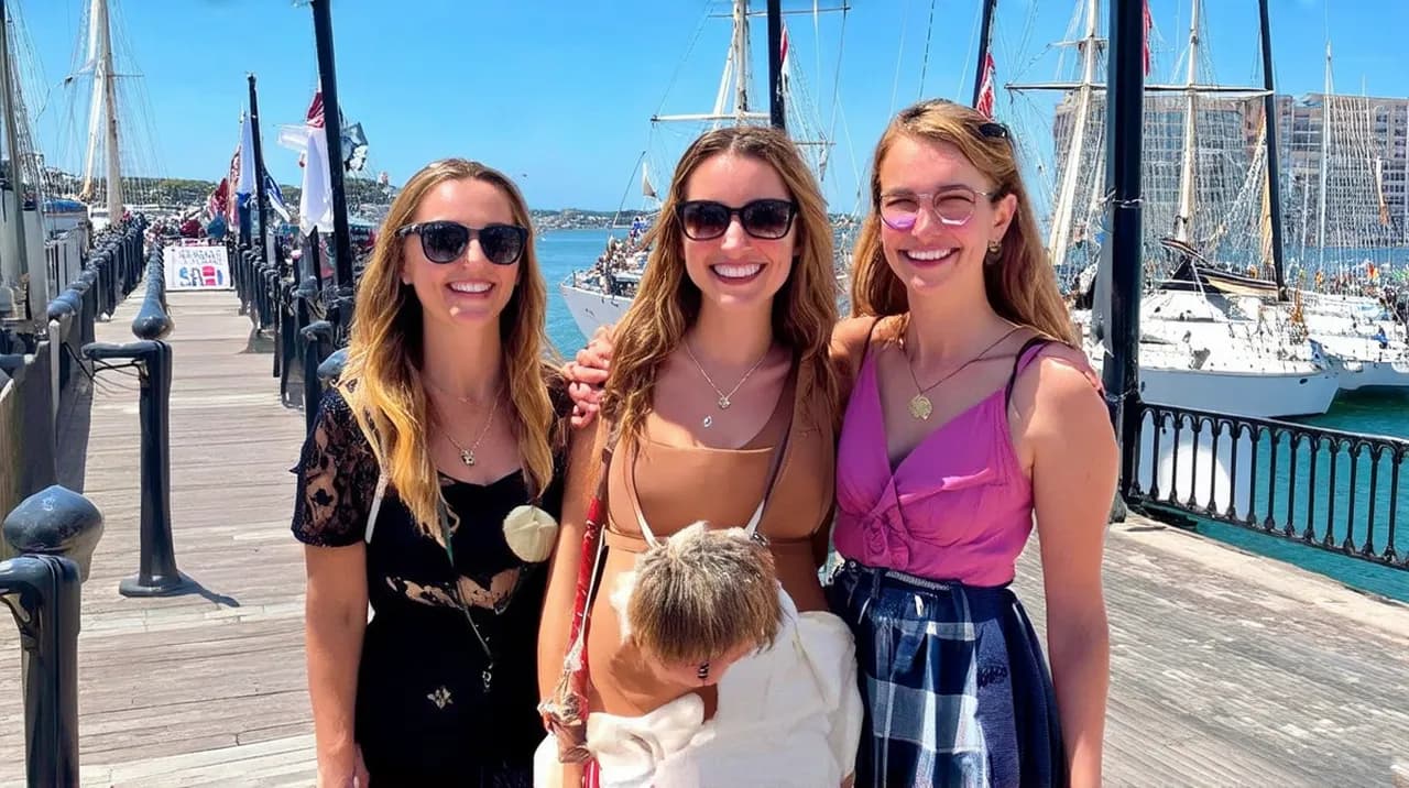 Best Free Walking Tours Newport: Explore on Foot