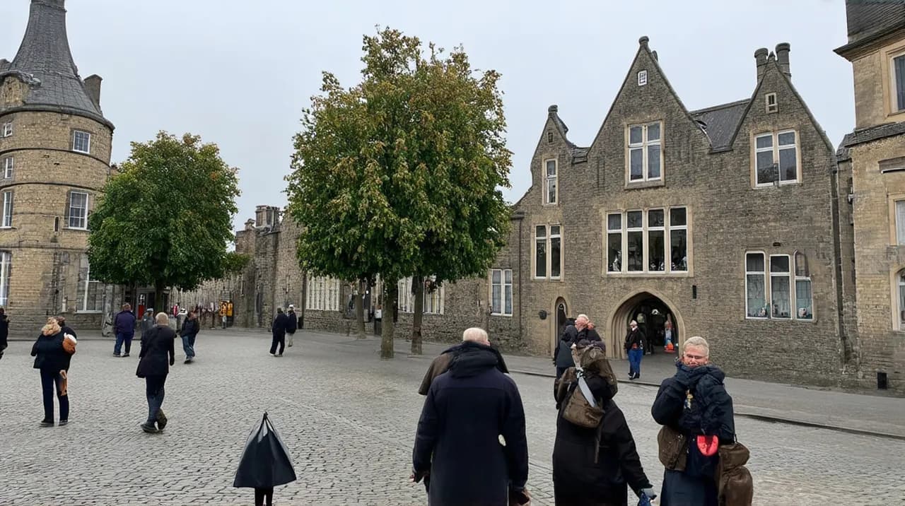 Best Free Walking Tours Ypres: Discover History on Foot