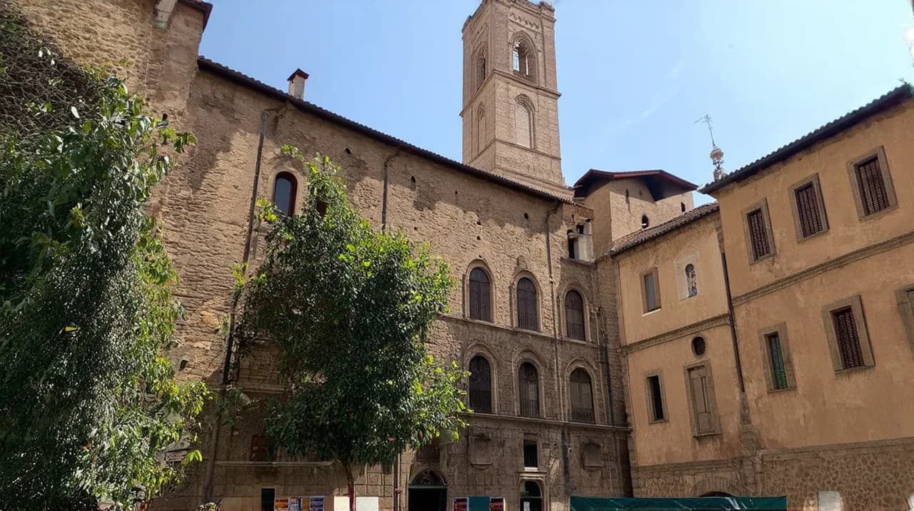 Free Guided Walking Tours Arezzo: Discover the City
