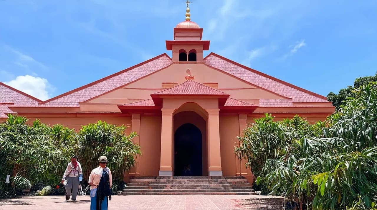 Free Guided Walking Tours Banda Aceh: Discover Aceh’s Heritage