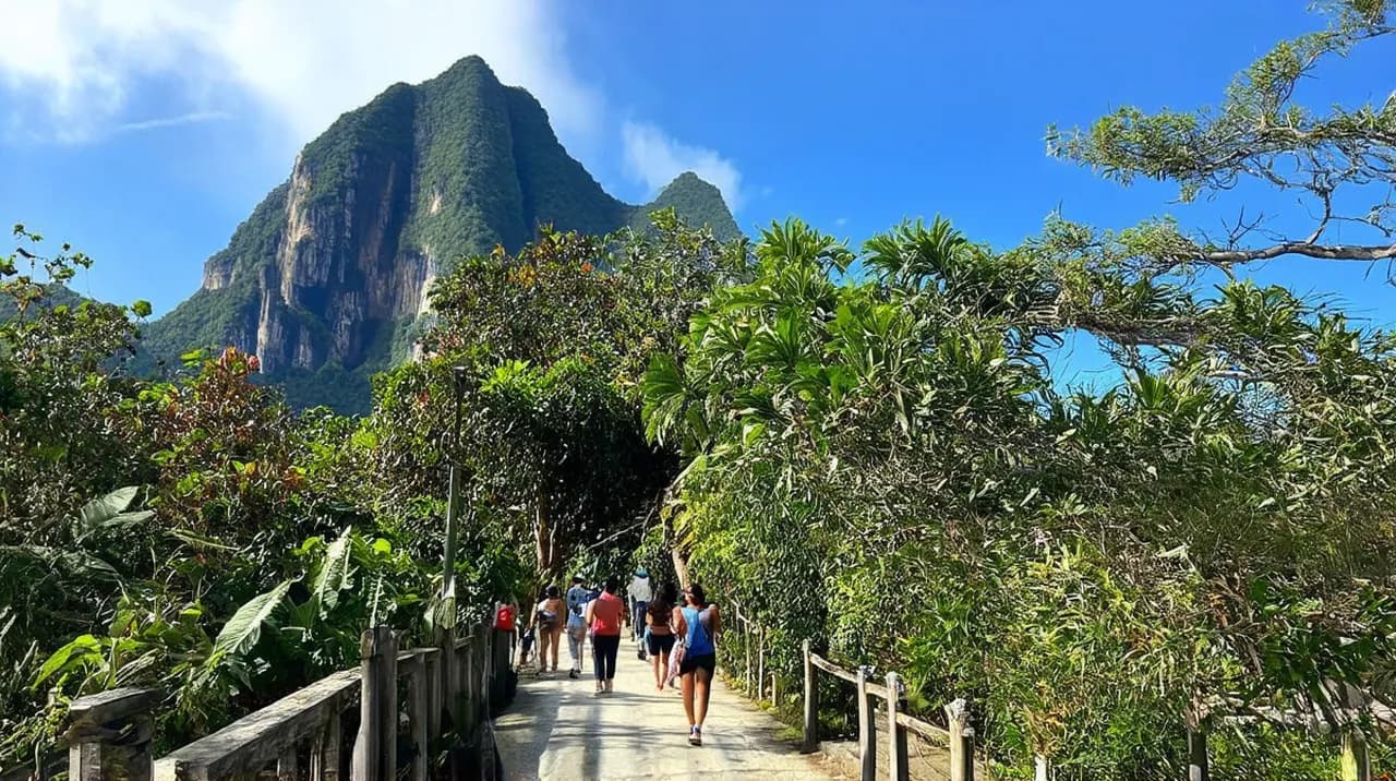 Free Guided Walking Tours El Nido: Explore Paradise on Foot