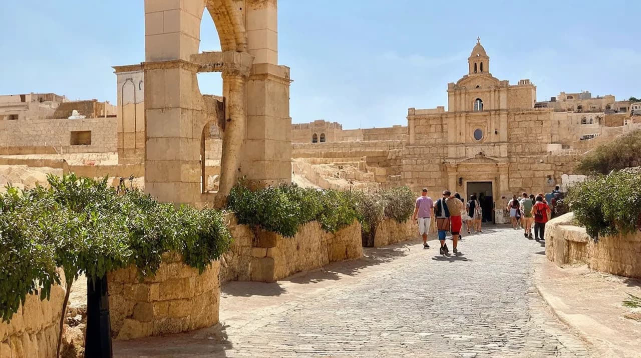 Free Guided Walking Tours Salento: Explore on Foot