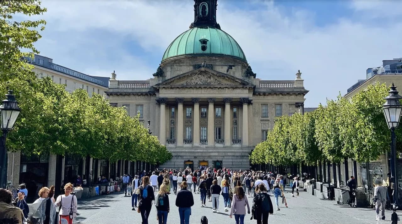 Free Historical Walking Tours Bonn: Step Back in Time