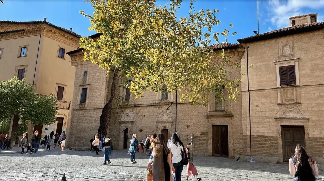 Free Historical Walking Tours Modena: Discover the City