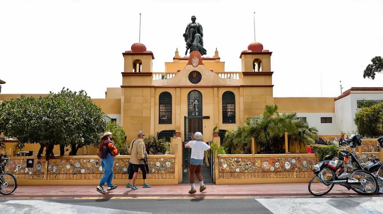 Free Historical Walking Tours San José