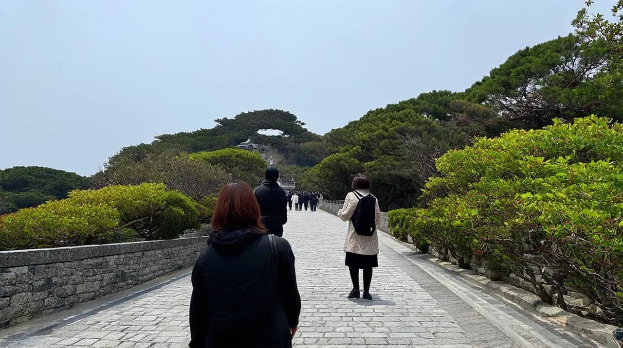 Free Historical Walking Tours Seogwipo: Discover the Past