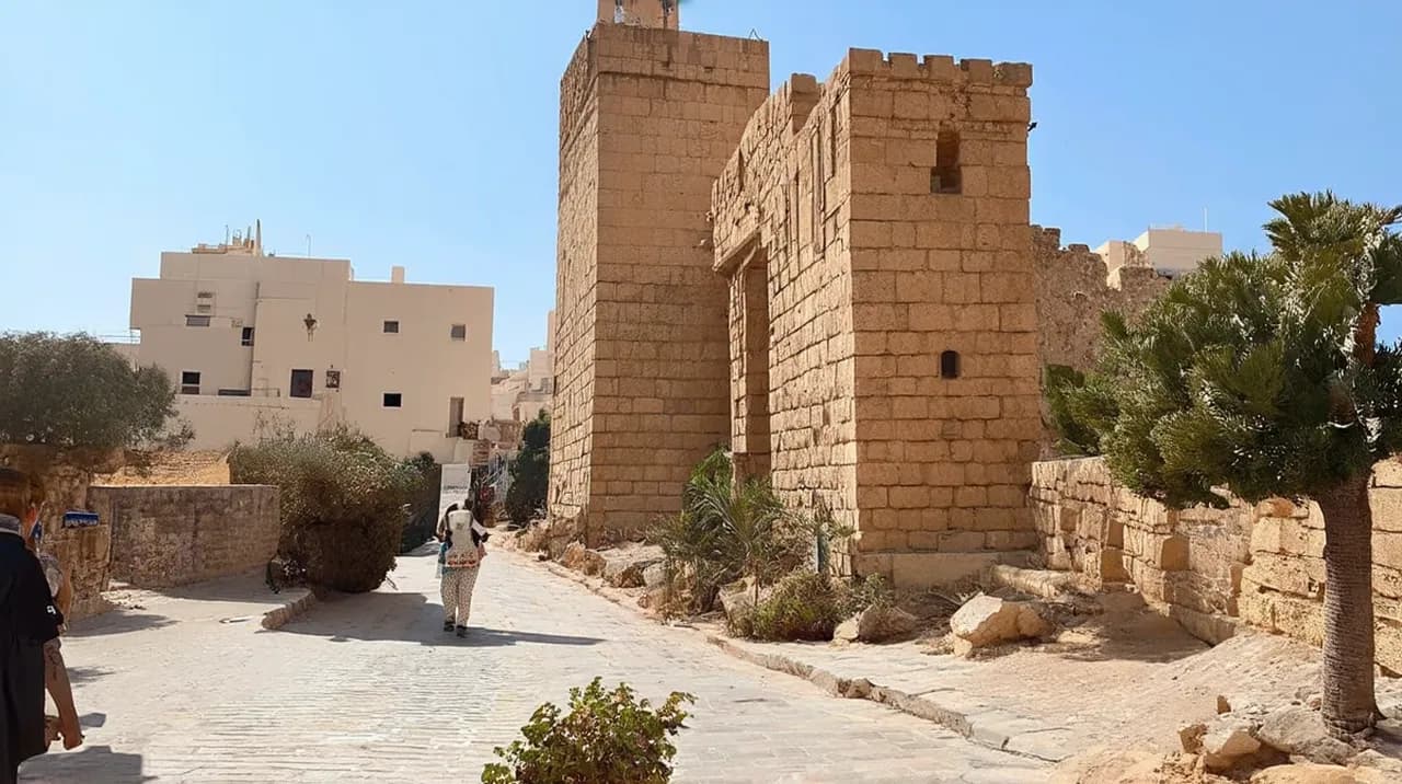 Free Historical Walking Tours Tripoli: Discover the Past