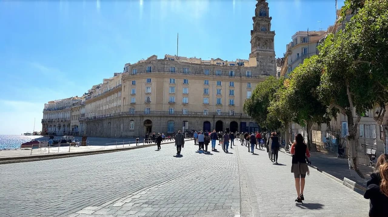 Free Walking Tour Itinerary A Coruña: Explore on Foot