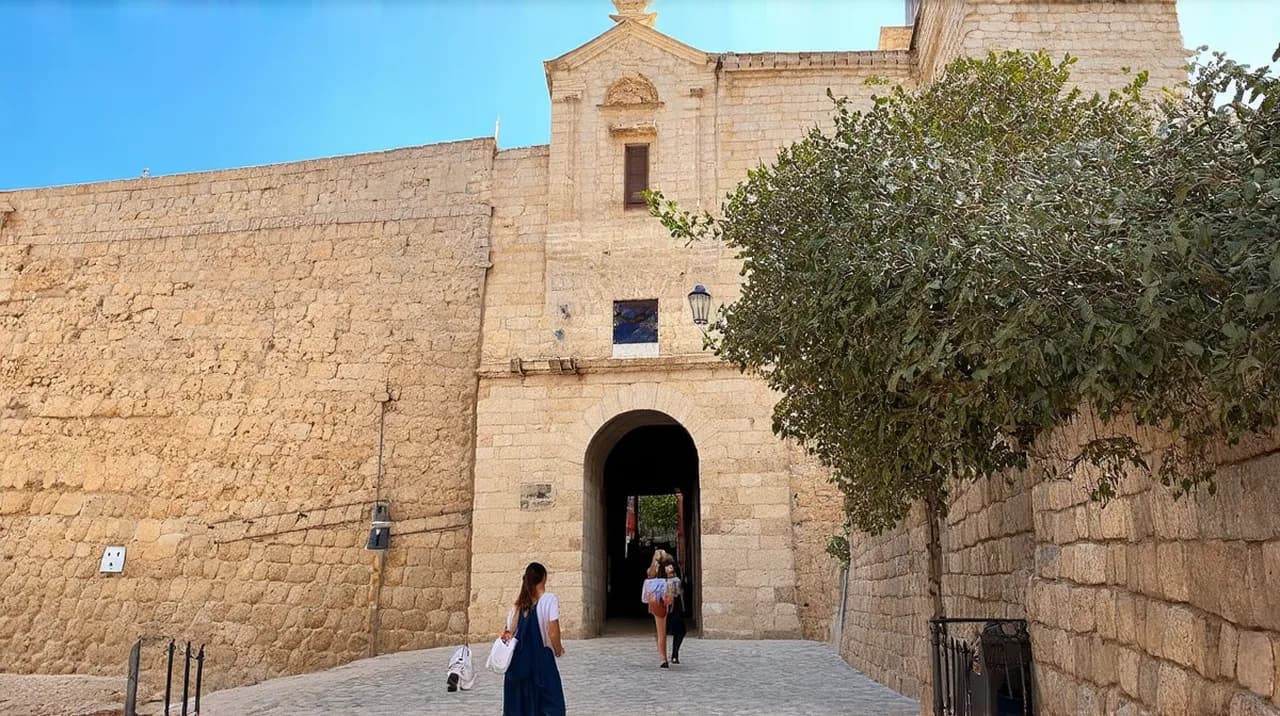 Free Walking Tour Itinerary Iraklio: Explore With Ease