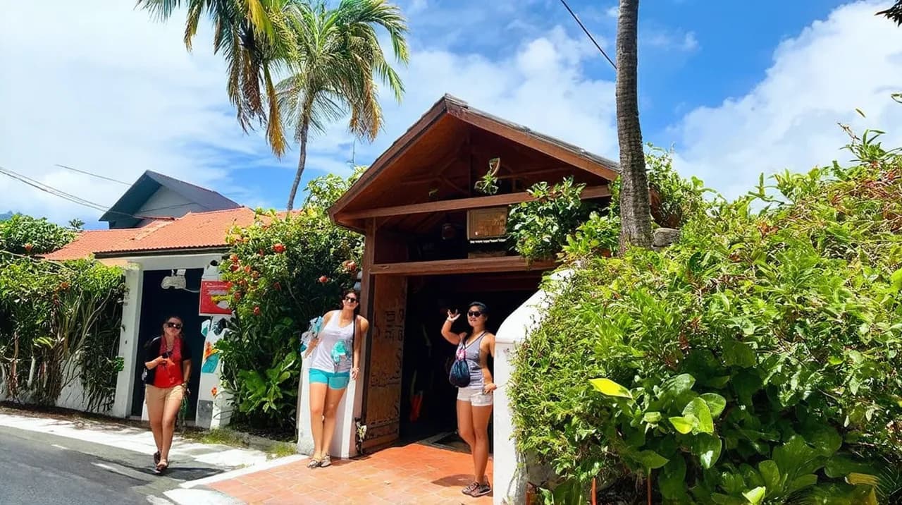 Free Walking Tours Puerto Galera: Nature Awaits