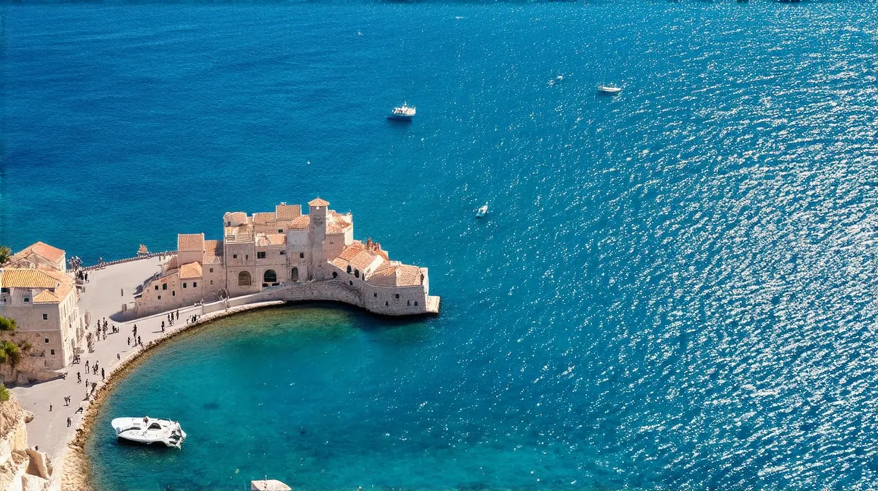 Free Guided Walking Tours Calvi: Explore the Beauty