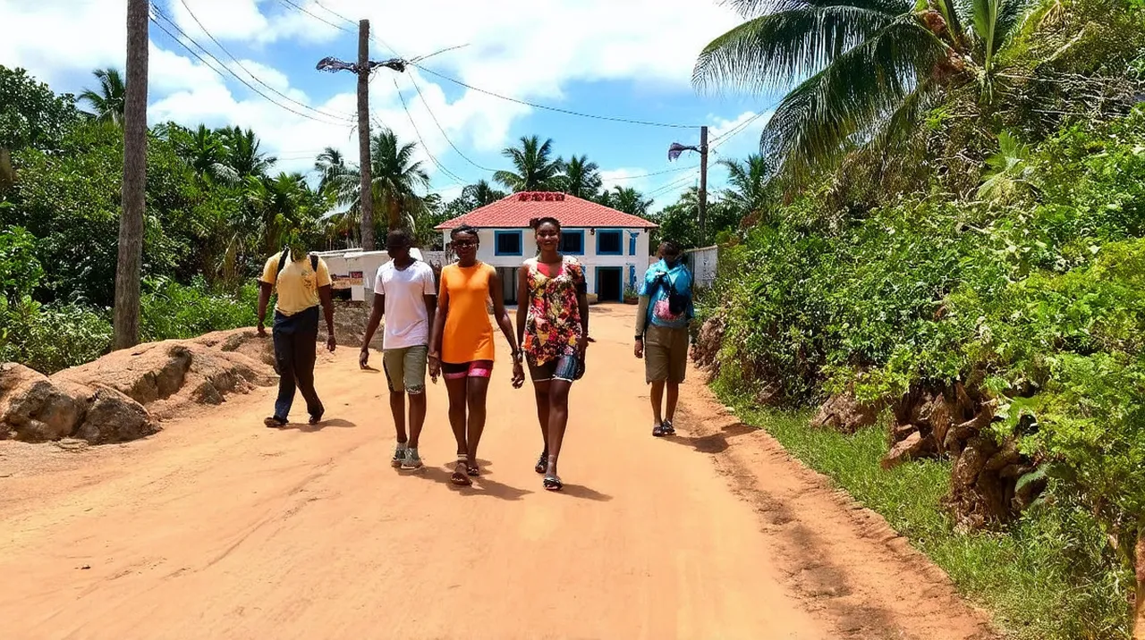 Free Walking Tour Itinerary Liberia: Explore on Foot