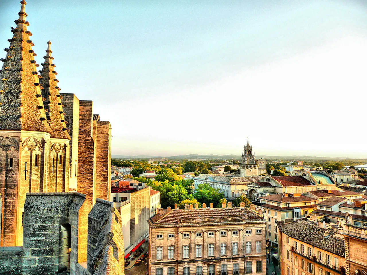 1. Start at the Palais des Papes: A Historical Marvel